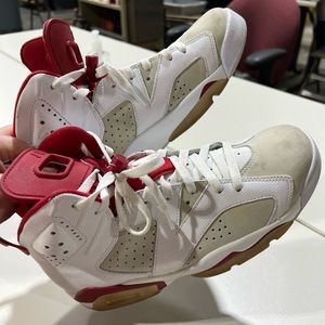 Nike Air Jordan Retro 6 Alternate